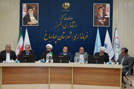 وفاق ملی و تفویض اختیار به استانداران، زمینه‌ساز توسعه اقتصا