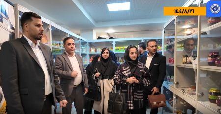 بازدید دانشجویان دانشگاه آزاد اسلامی واحد کرج از نمایشگاه دا